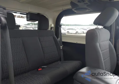 2012 Jeep Wrangler Sport z USA, uszkodzony, nr VIN 1C4AJWAG1CL243402